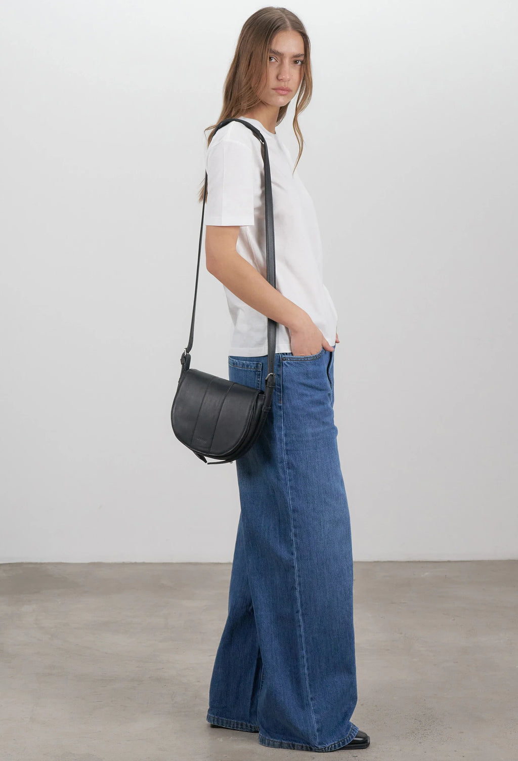 Sisa Leather Saddle Bag - Black-1